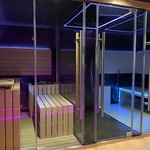3* Otel M14 &