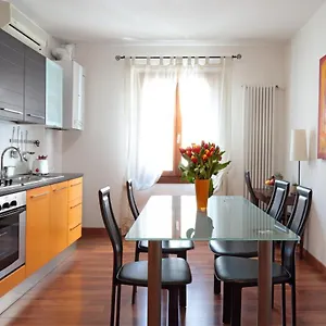 Apartment Padovaresidence - Tra Piazza Delle Erbe E Il Duomo, Padua